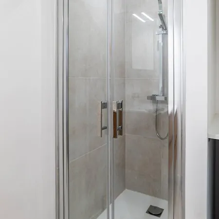 Festival -appartement 3 Pieces Centre 아파트 *
